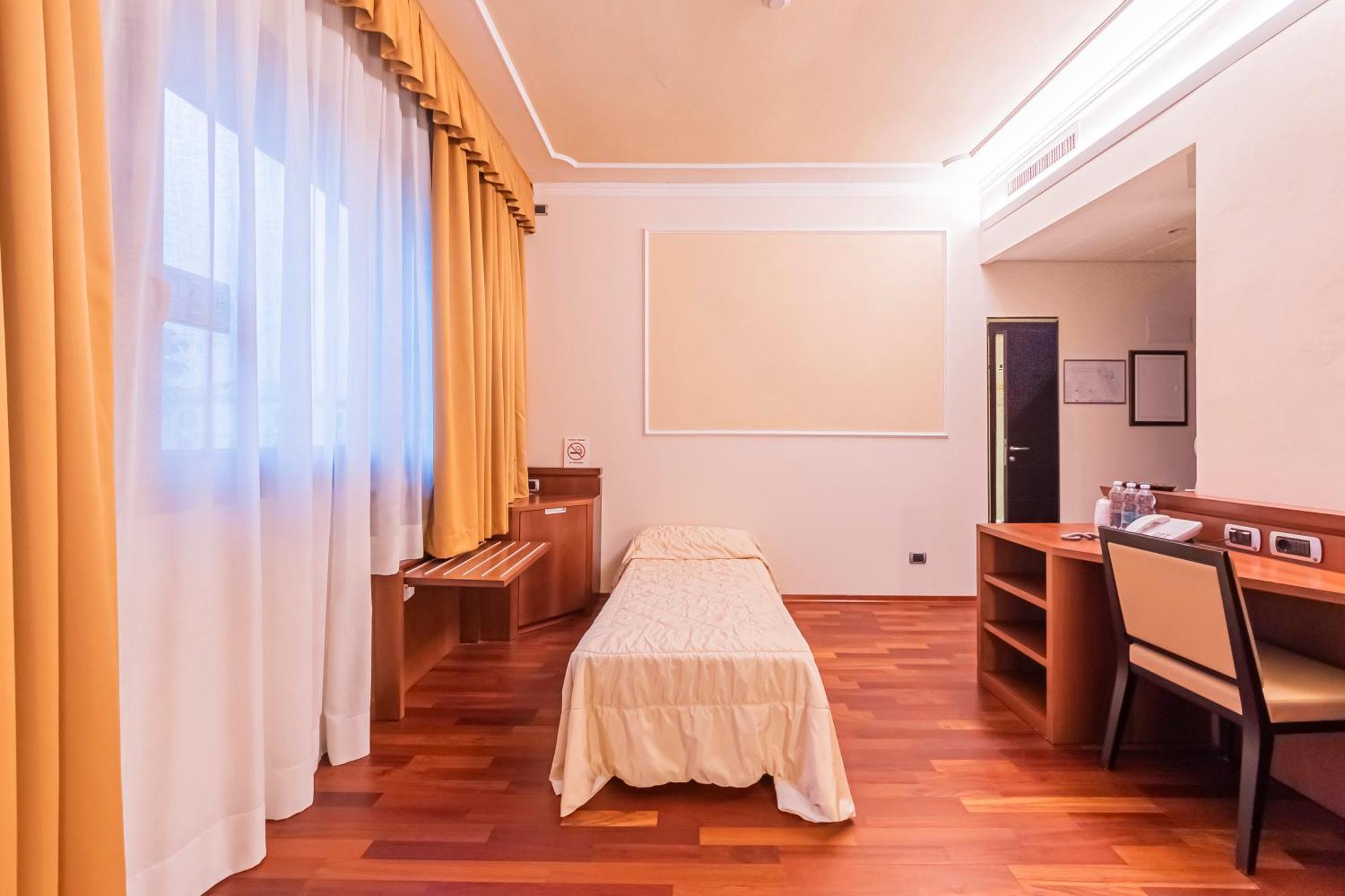 Dado Hotel International Parma Zewnętrze zdjęcie