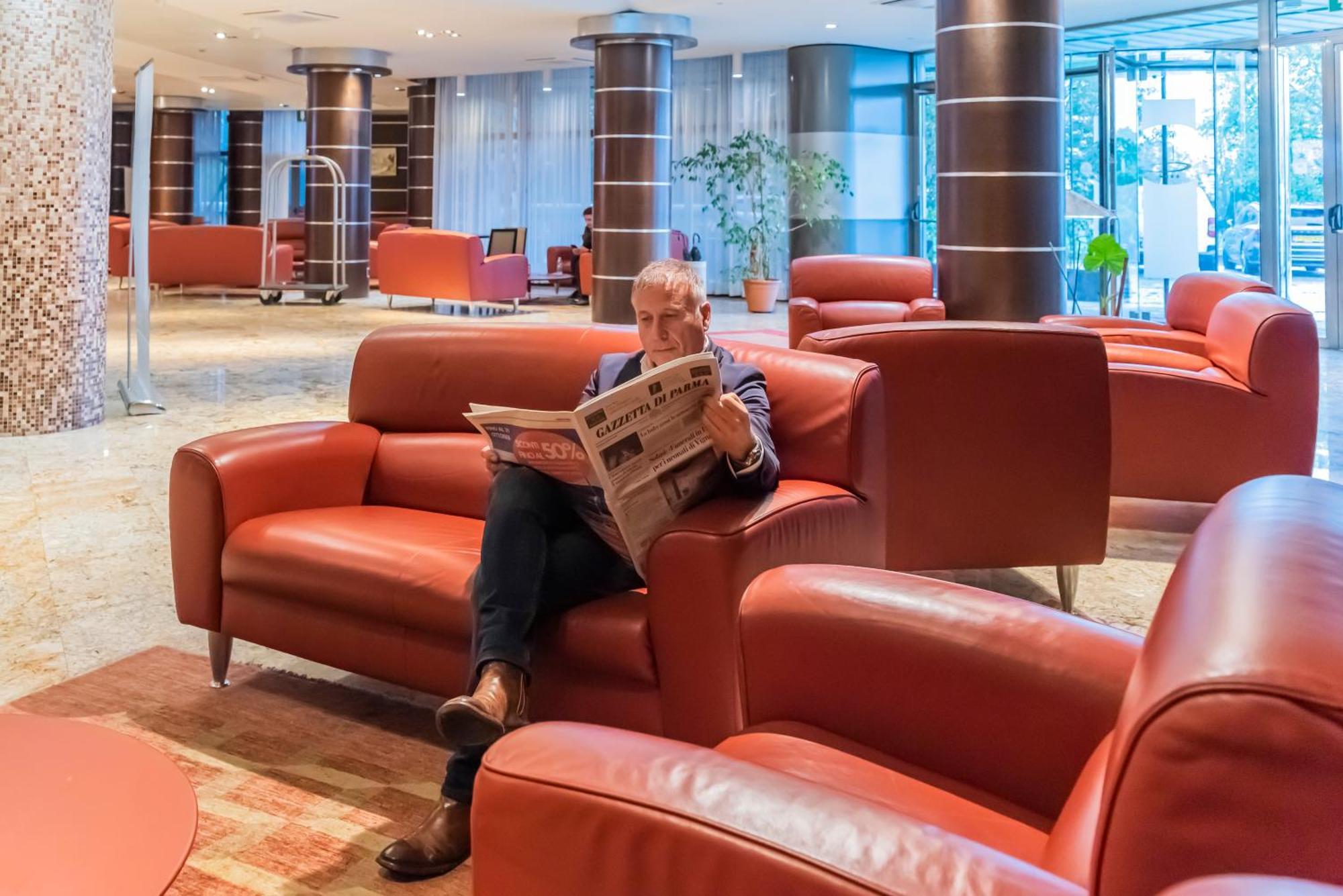 Dado Hotel International Parma Zewnętrze zdjęcie