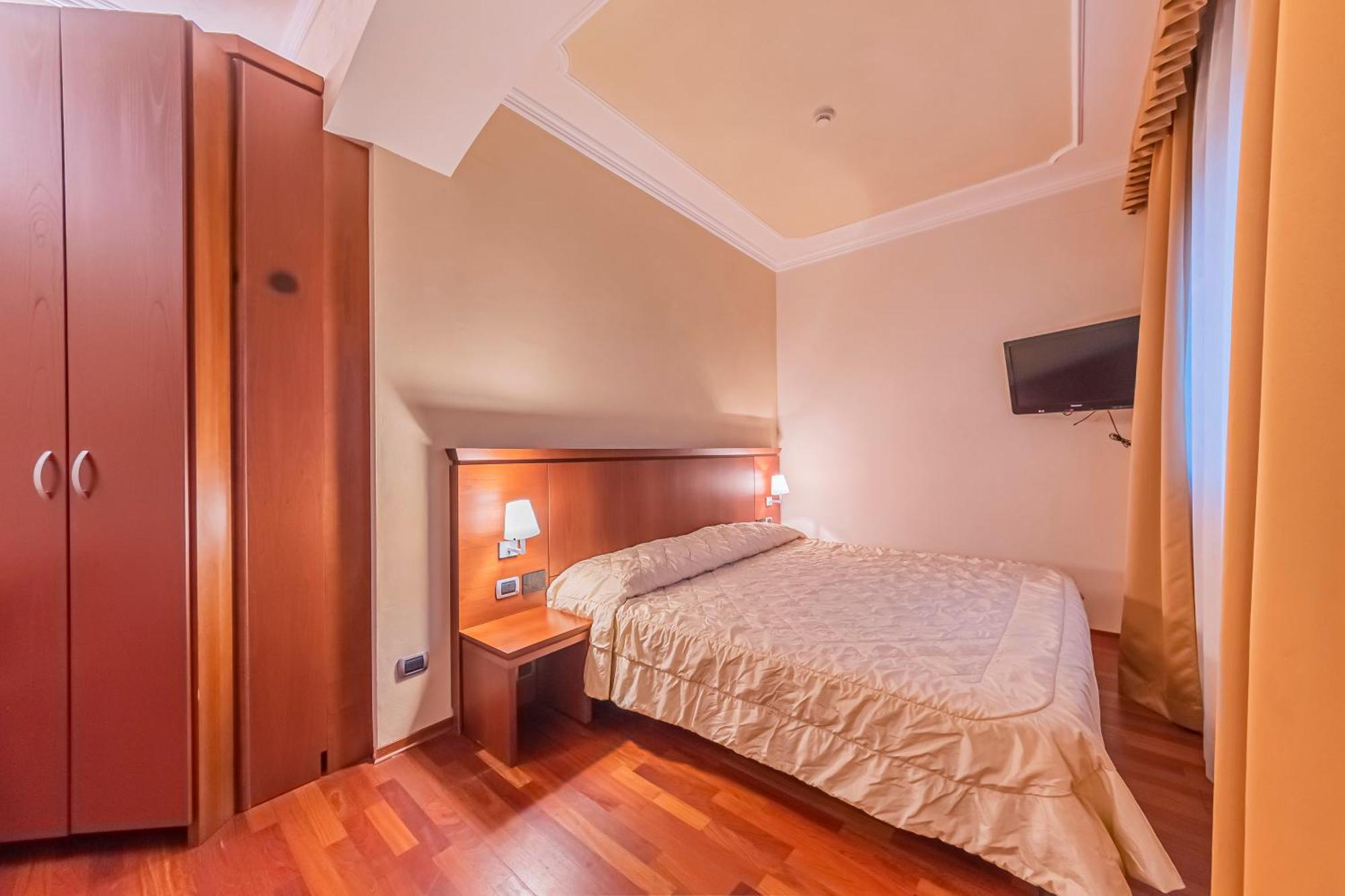 Dado Hotel International Parma Zewnętrze zdjęcie